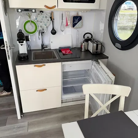 Hausboot Tommi Ruhig Im Hafen Nah An Der Altstadt Ferienhaus *